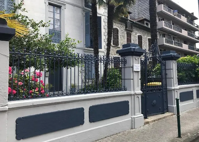 Le Logis Le Pic Du Midi Et Le Logis Le Col D'aspin Apartament Lourdes