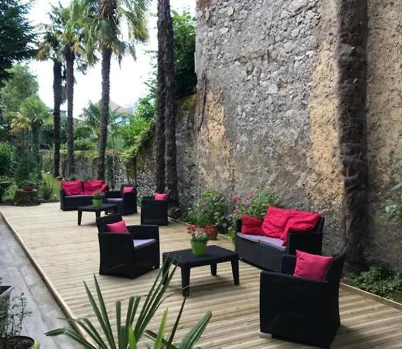 Le Logis Le Pic Du Midi Et Le Logis Le Col D'aspin Apartament Lourdes